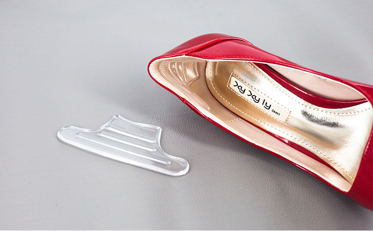 鞋膠后跟墊與鞋子結(jié)合實拍圖